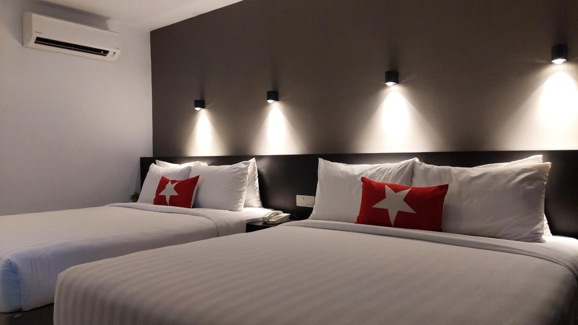 Manhattan Hotel Іпох Екстер'єр фото