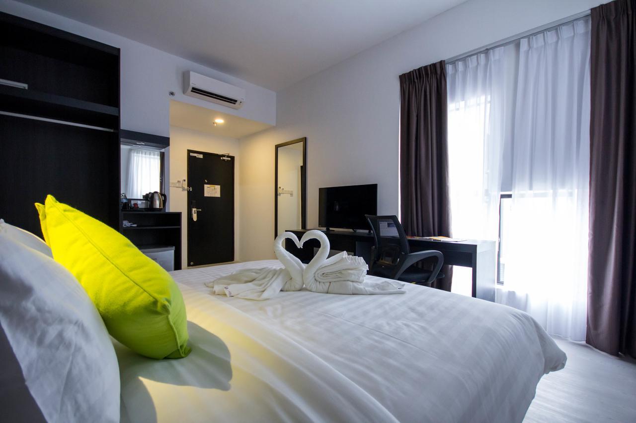 Manhattan Hotel Іпох Екстер'єр фото
