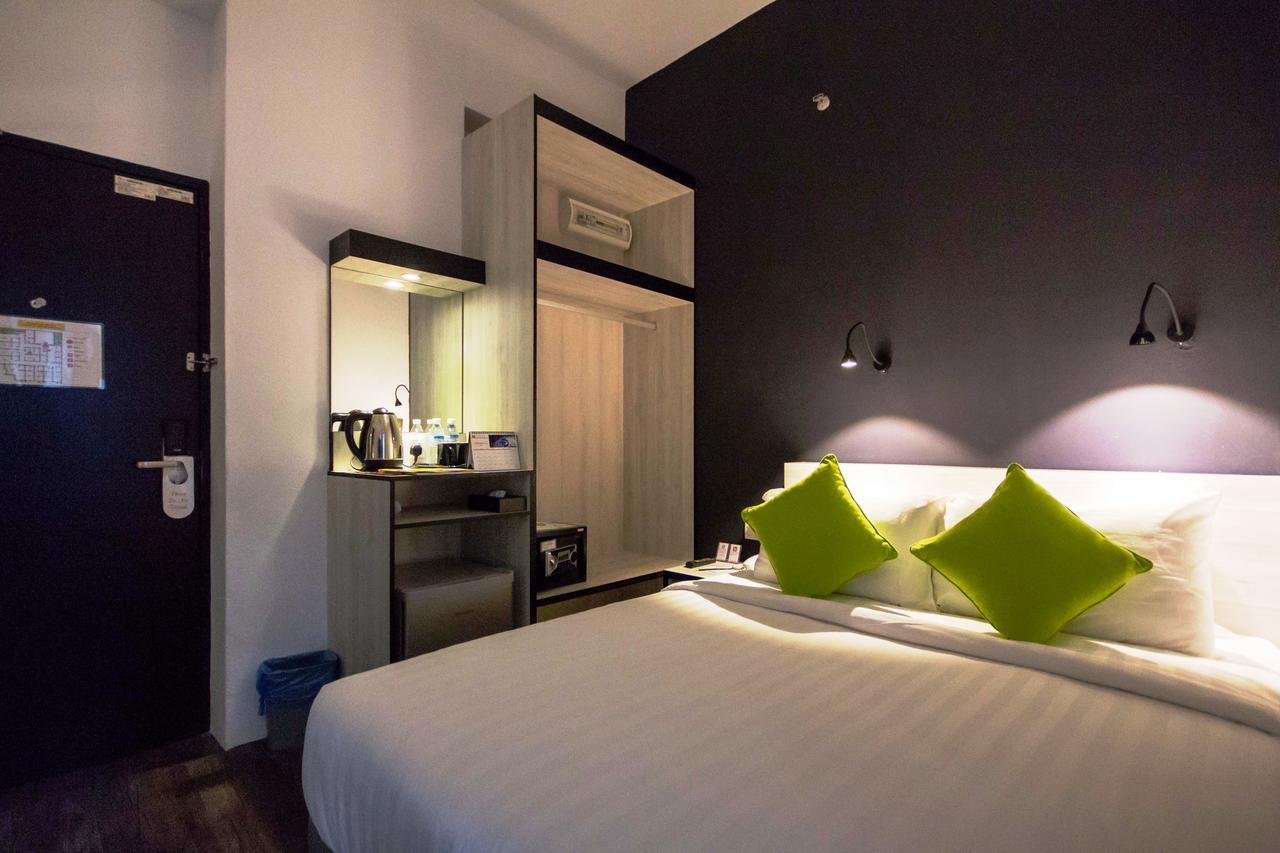 Manhattan Hotel Іпох Екстер'єр фото