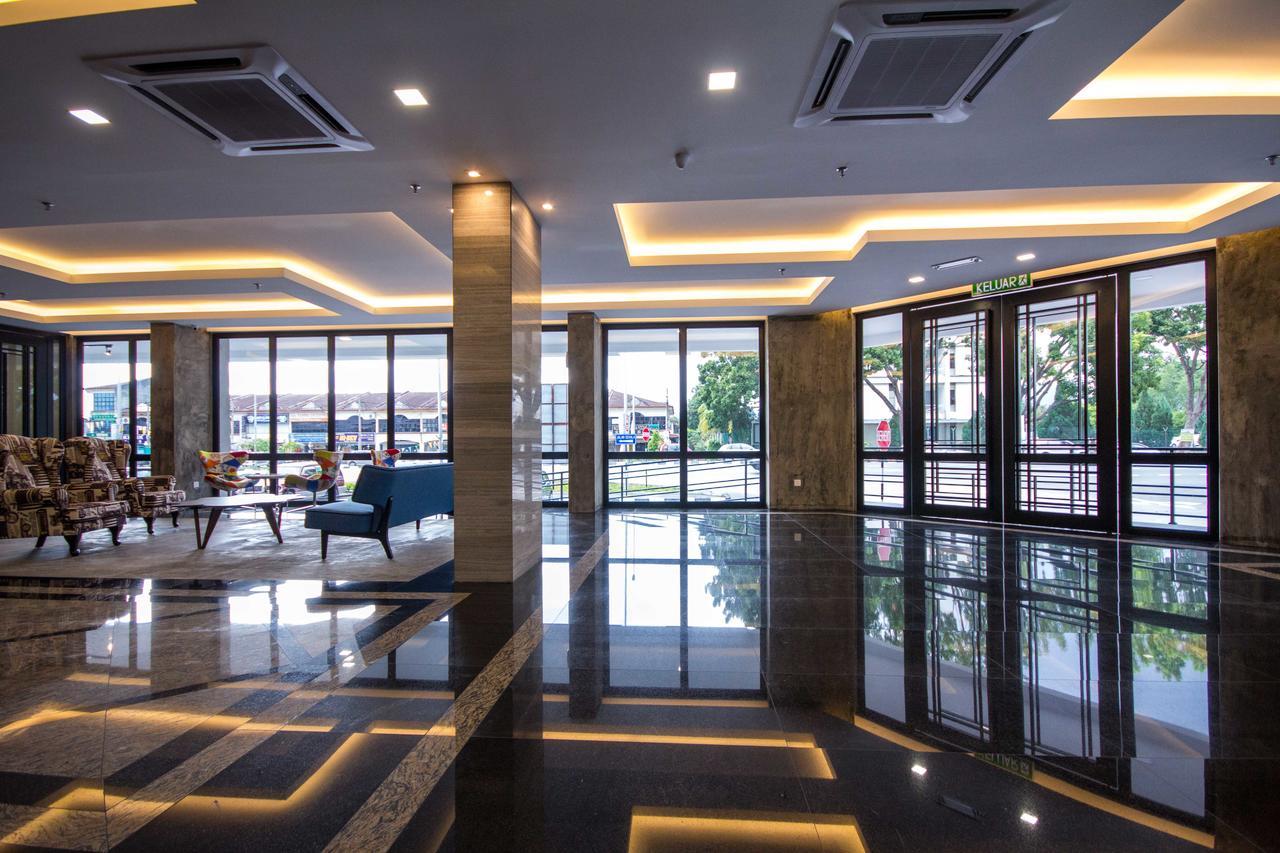 Manhattan Hotel Іпох Екстер'єр фото