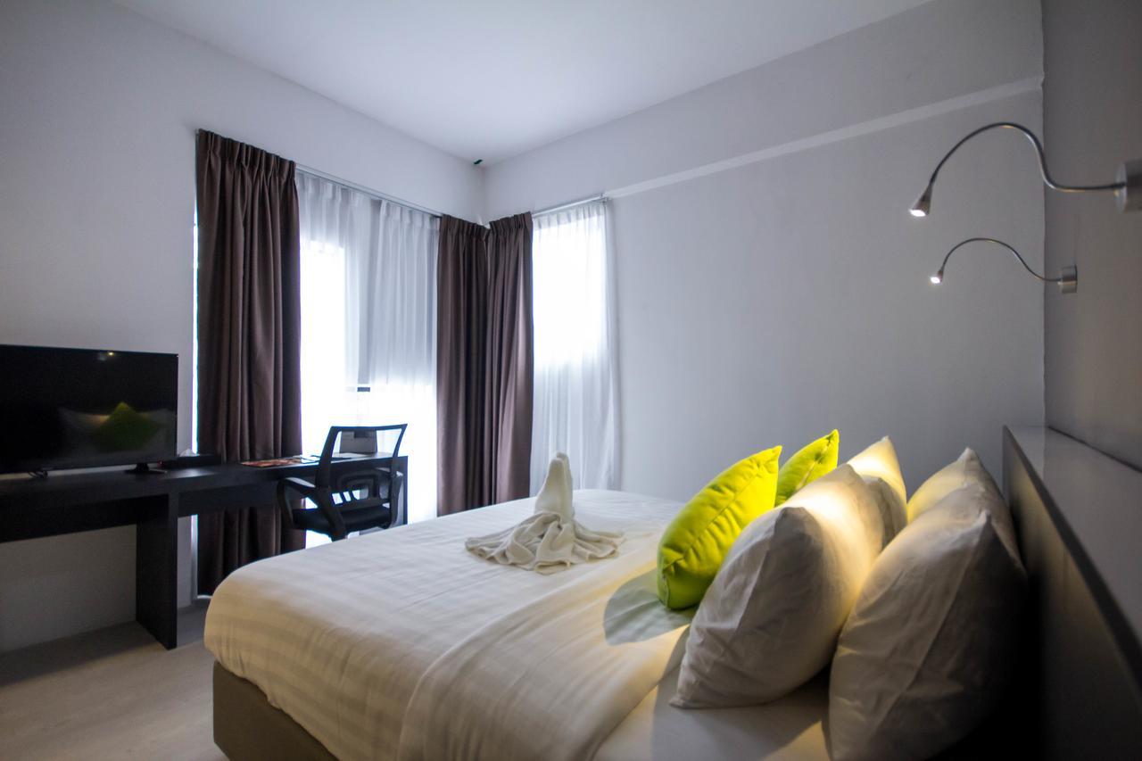 Manhattan Hotel Іпох Екстер'єр фото