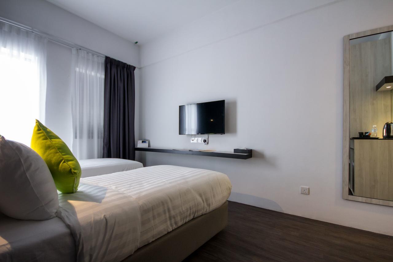Manhattan Hotel Іпох Екстер'єр фото