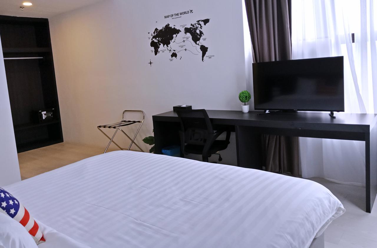 Manhattan Hotel Іпох Екстер'єр фото